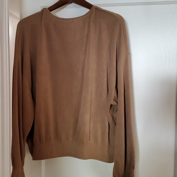 Zara - Picture 2 of 3